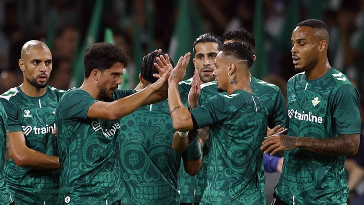 Antony’den Sofyan Amrabat’a dev övgü!