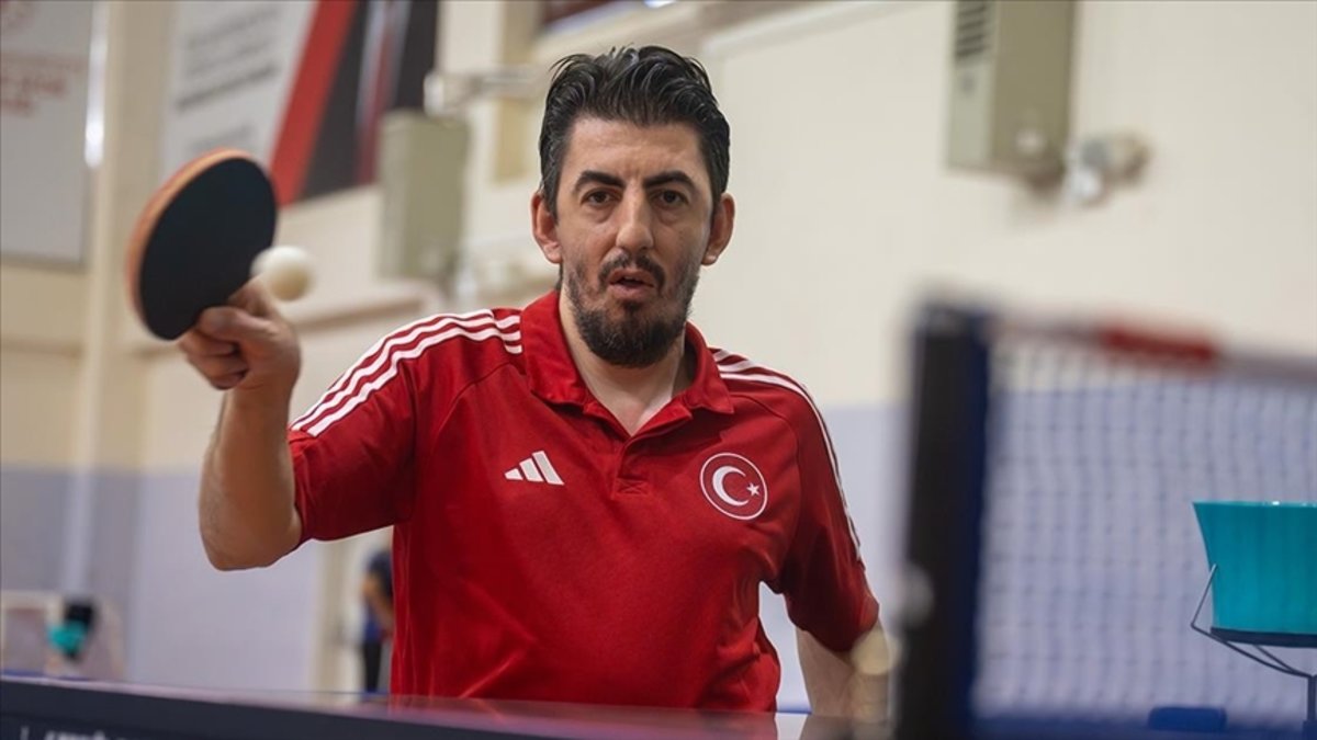 Milli para masa tenisçi Abdullah Öztürk: “Avrupa Şampiyonası’nda üç altın madalya hedefliyorum”