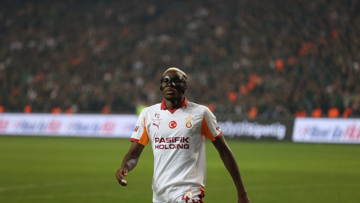 Victor Osimhen ne zaman geri dönecek? Galatasaray’dan sakatlık açıklaması!